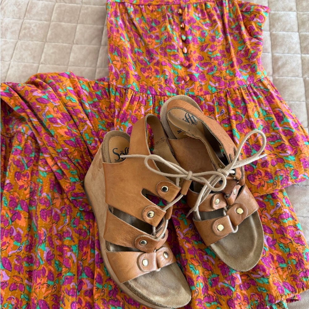 Sofft Maize leather gladiator wedge sandal